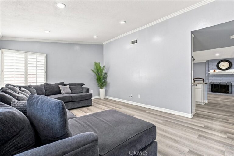 1554 S Cypress, Ontario