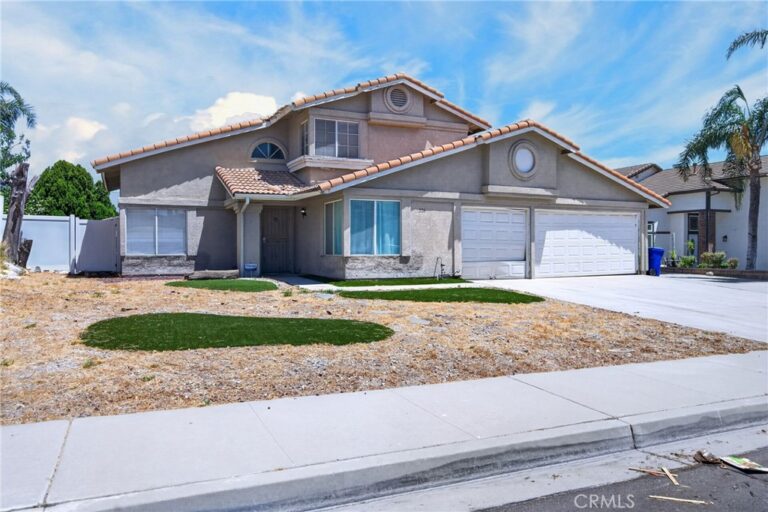 1554 W Via Bello Dr, Rialto
