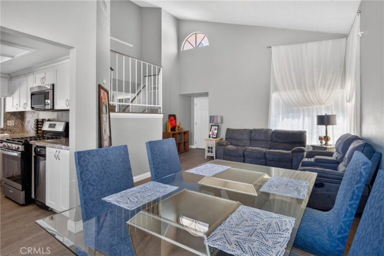 1554 W Via Bello Dr, Rialto