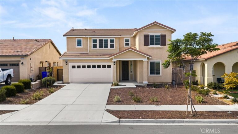 15623 Kings Peak Drive, Fontana