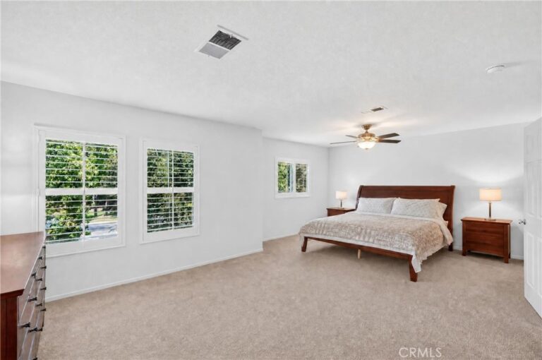 15723 Parkhouse #3, Fontana
