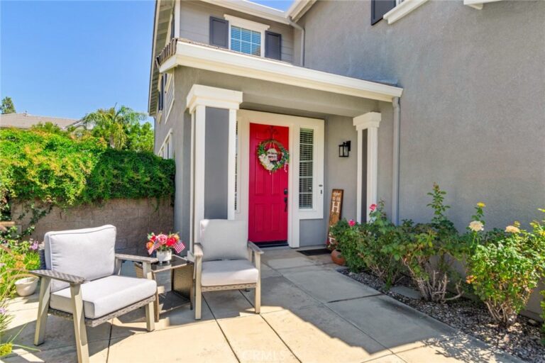 15778 Buck Point, Fontana