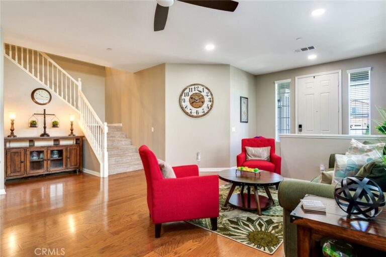 15778 Buck Point, Fontana