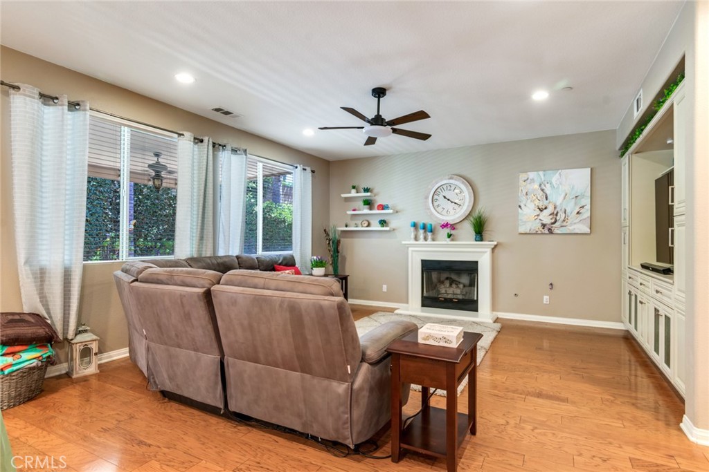 15778 Buck Point, Fontana