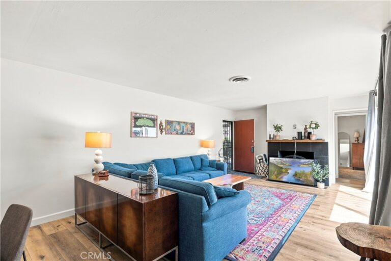 158 Marywood, Claremont