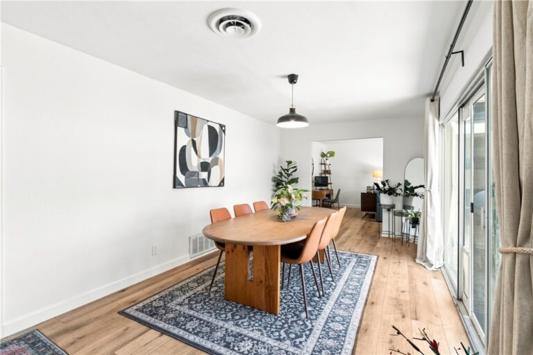 158 Marywood, Claremont