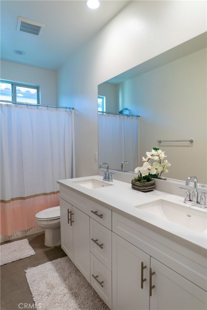 16014 Parkhouse #2, Fontana
