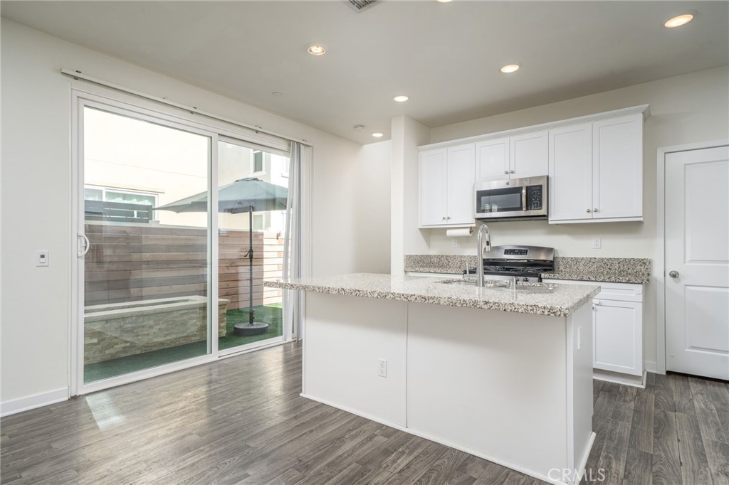 1606 Pear Tree Place, Upland