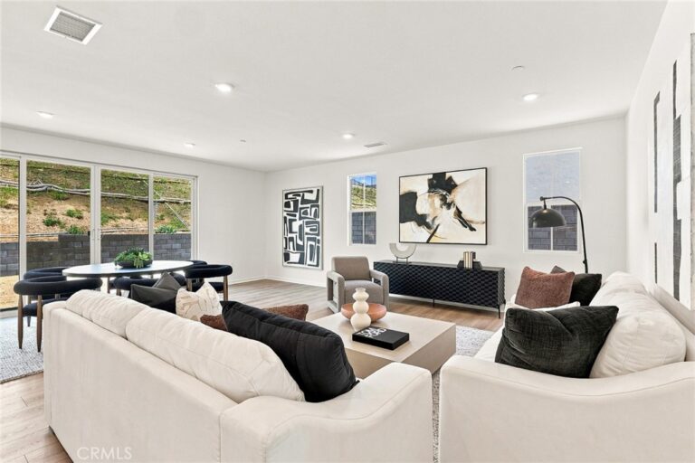 16072 Butterfly Drive, Fontana