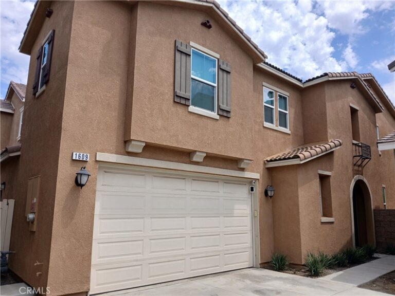 1609 Mahogany Tree, Upland