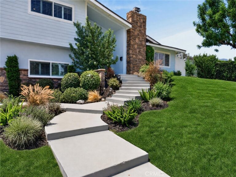 1623 N Vallejo, Upland