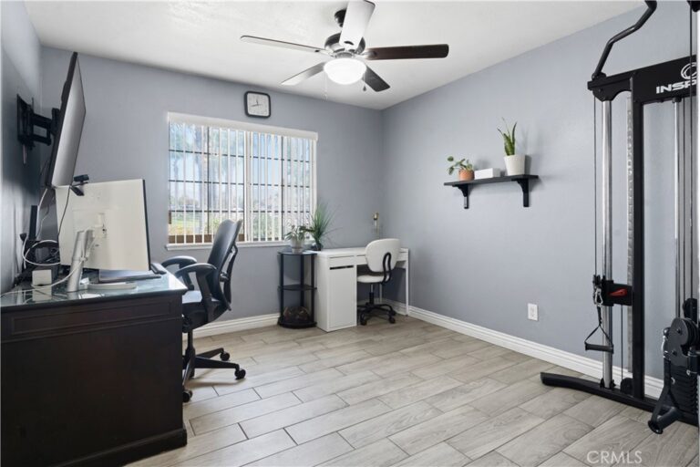 16289 Ramona, Fontana