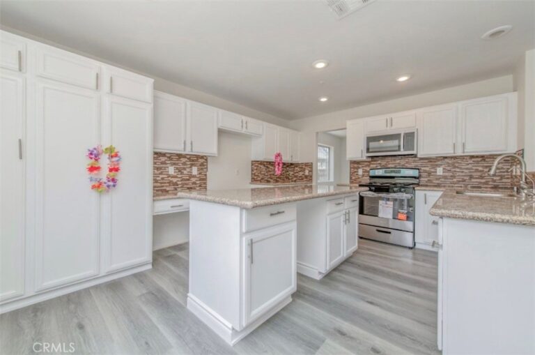 16417 Applegate Drive, Fontana