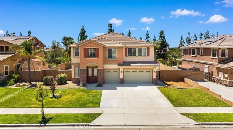 16425 Basswood, Fontana