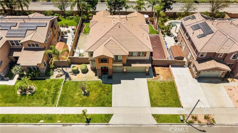 16425 Basswood, Fontana