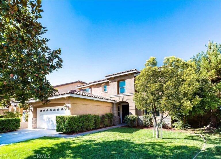 16438 Gala, Fontana