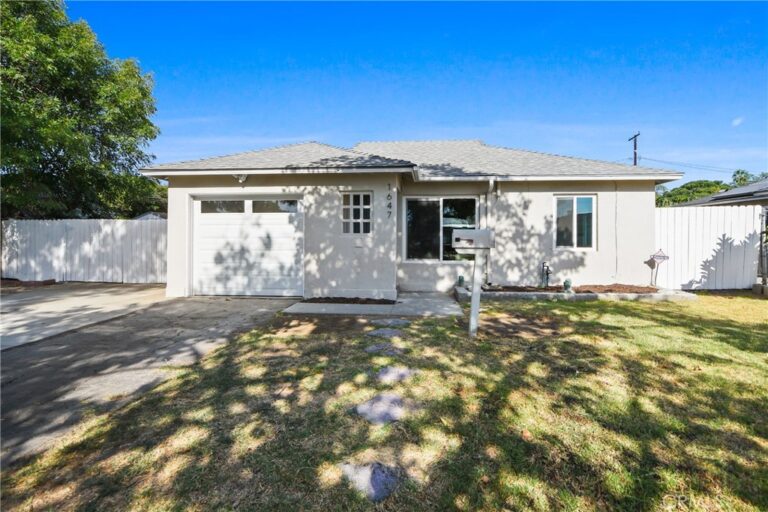 1647 S Huntington Street, Pomona