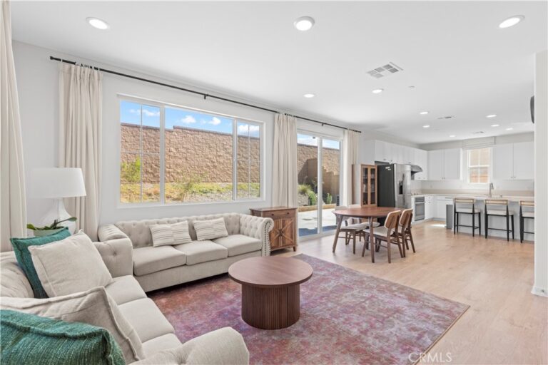 16480 Botanical Lane, Fontana