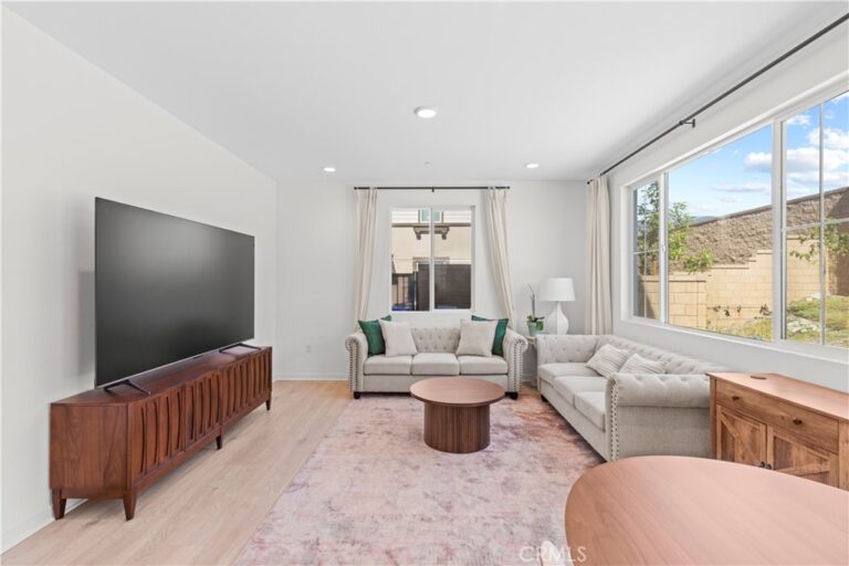 16480 Botanical Lane, Fontana