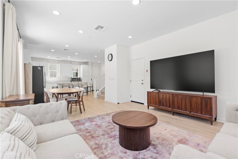 16480 Botanical Lane, Fontana