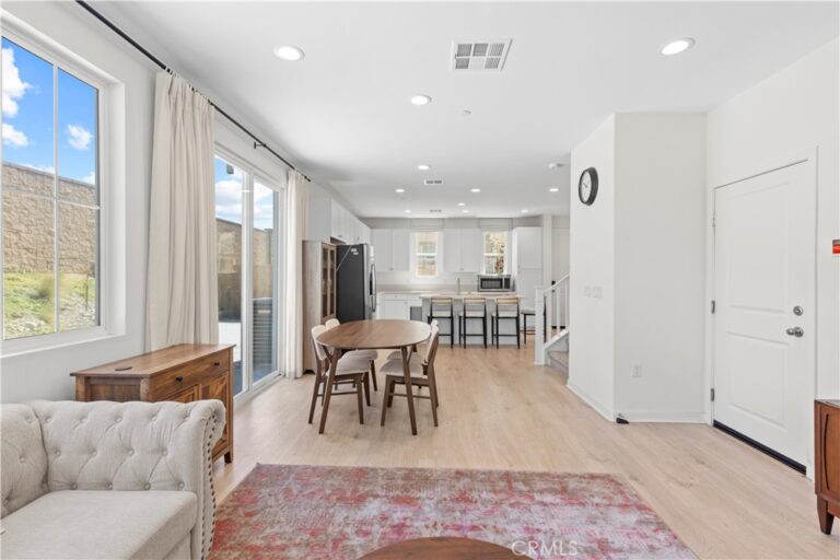 16480 Botanical Lane, Fontana