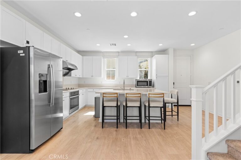 16480 Botanical Lane, Fontana