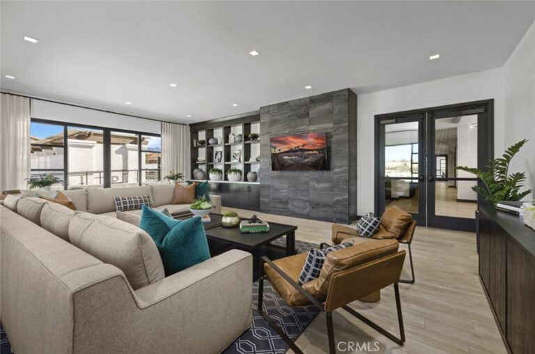 16524 Stone Pine Lane, Fontana