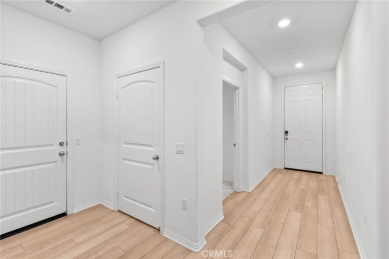 16571 Wyndham #9, Fontana