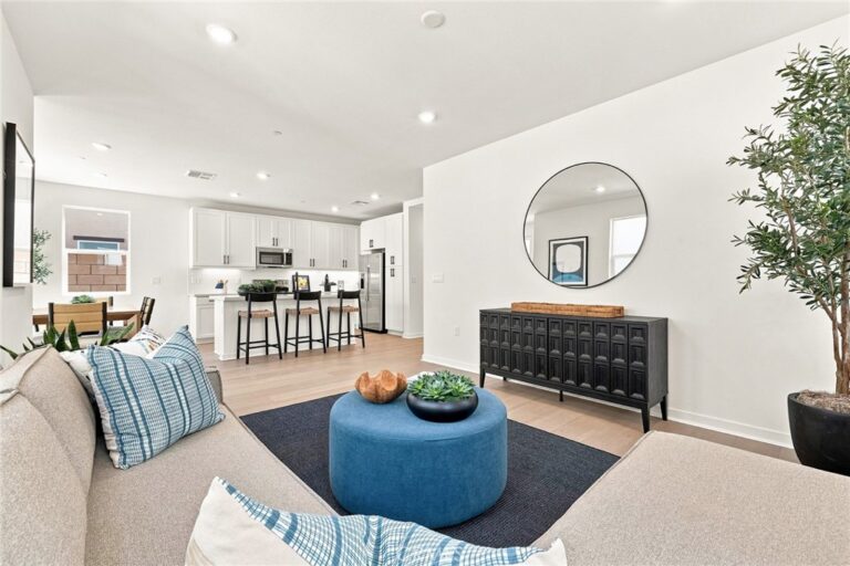 16583 Bottlebrush Lane #2, Fontana