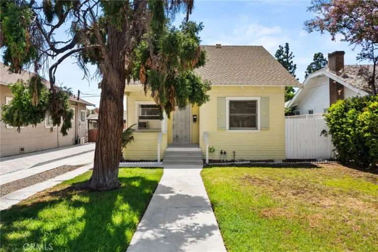 168 W Orange Street, Covina