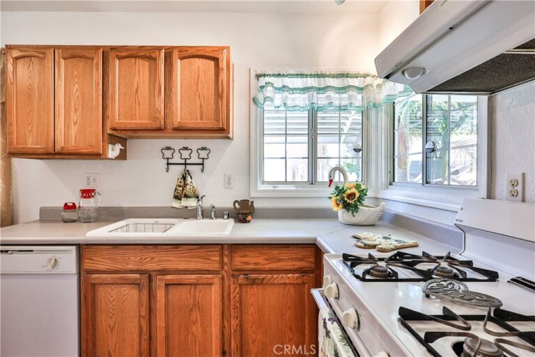 1680 Granada Place, Pomona