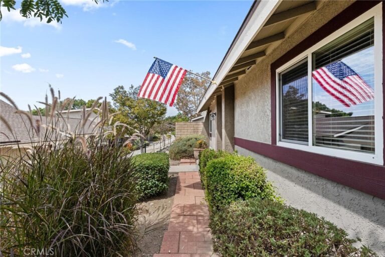 1681 Carmel, Upland