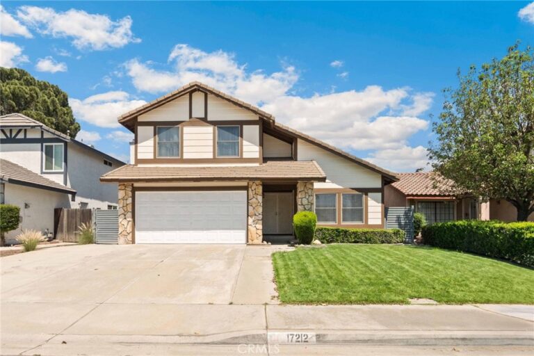 17212 Mariana, Fontana