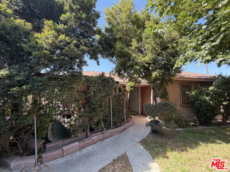 17235 E Newburgh Street, Azusa
