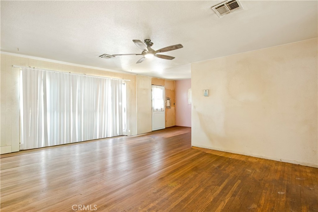 17292 Owen Street, Fontana