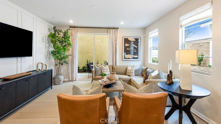1743 Phantom Lane, Rialto