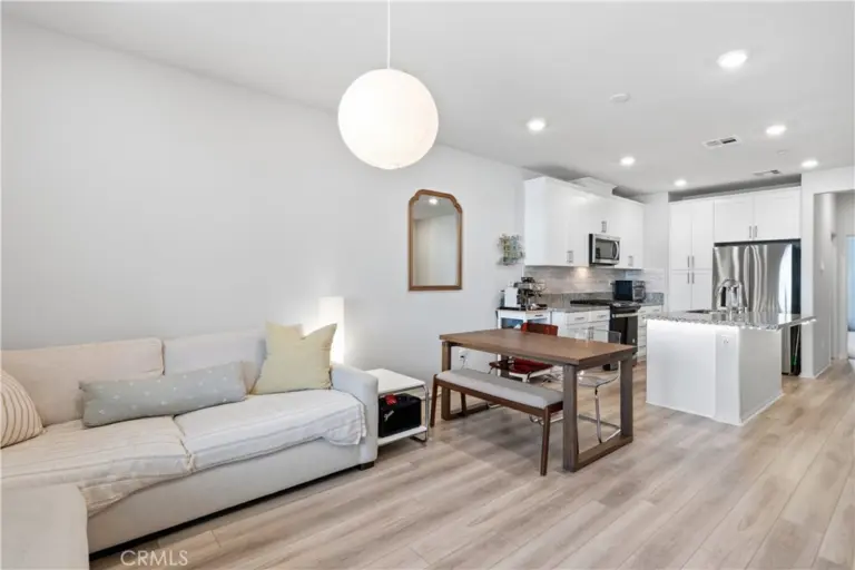 1756 Cayton Loop, West Covina