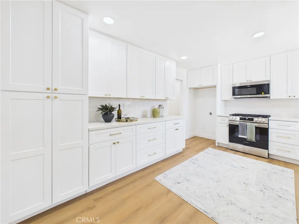 17632 E Woodcroft Street, Azusa