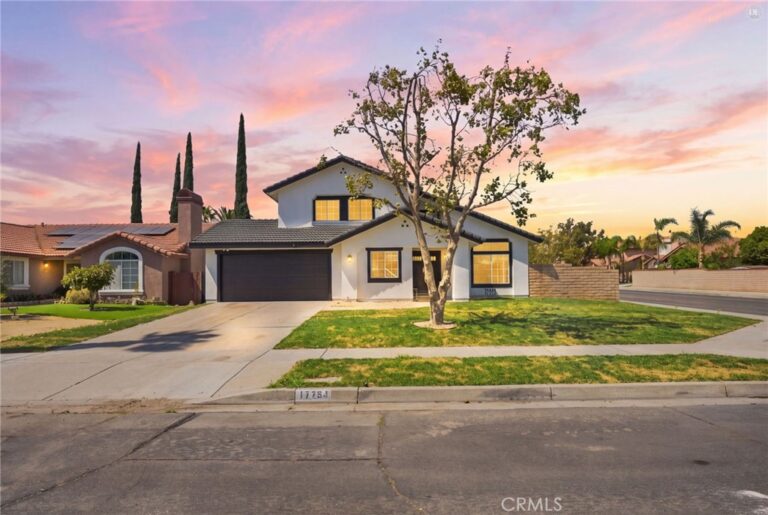 17794 Sandhurst, Fontana