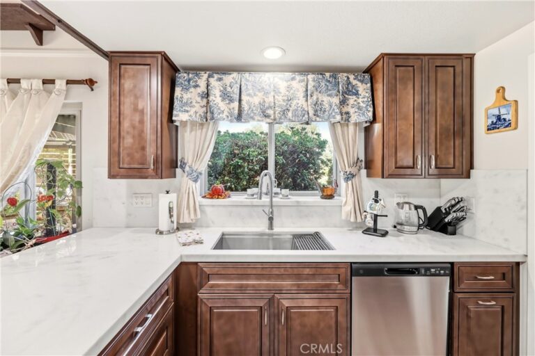 181 Miramar, Upland