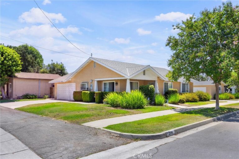 1813 2114 1St, A Street, La Verne
