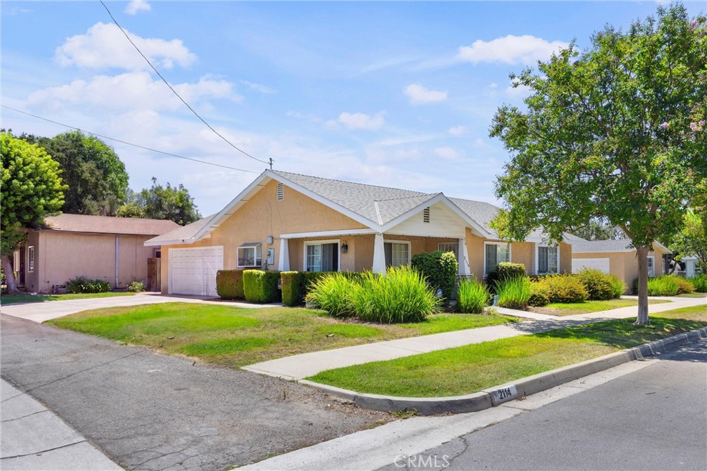 1813 2114 1St, A Street, La Verne