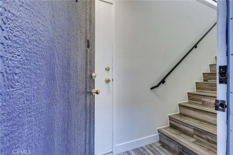 1814 N Vineyard #G, Ontario