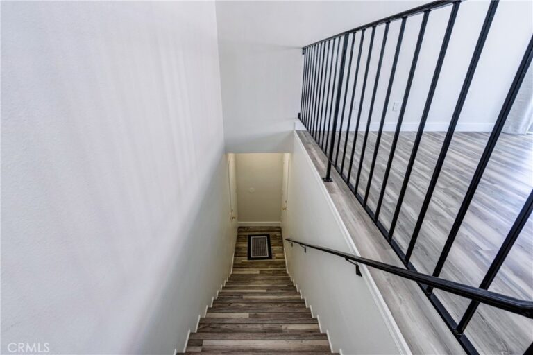 1814 N Vineyard #G, Ontario