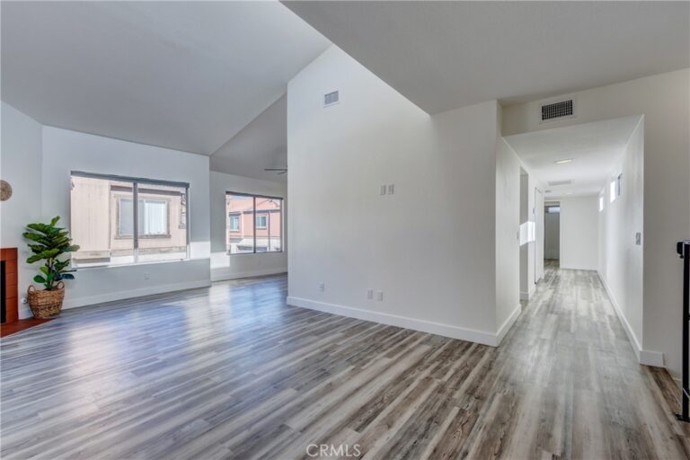 1814 N Vineyard #G, Ontario