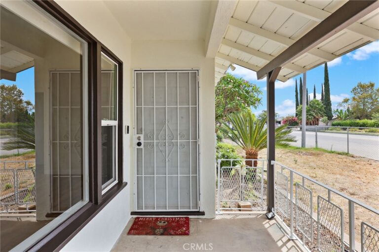 18232 Miller, Fontana