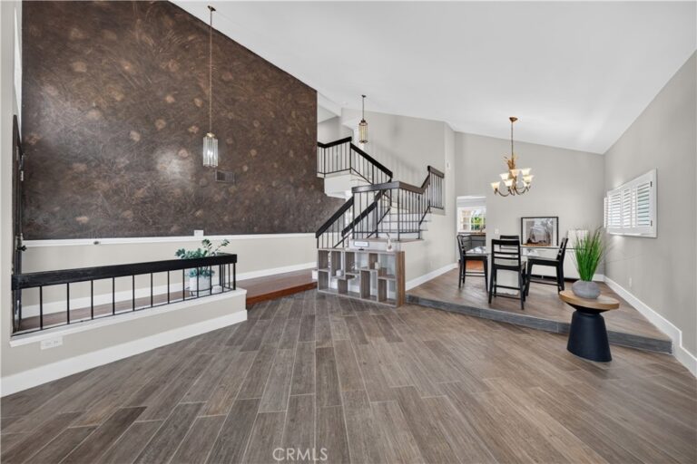 1830 Vail Way, Upland