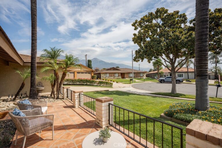 1837 Balboa Way, Upland