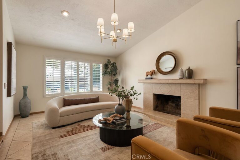 1837 Balboa Way, Upland