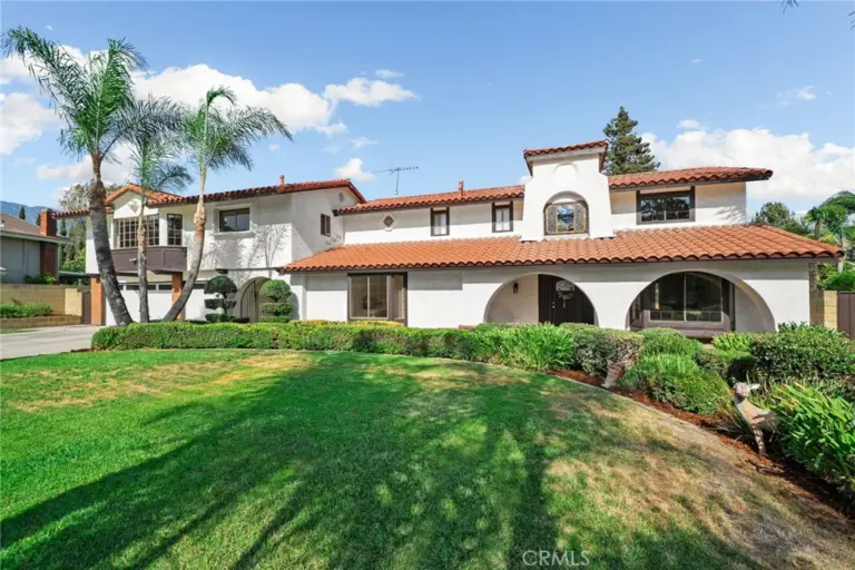 1868 N Laurel, Upland